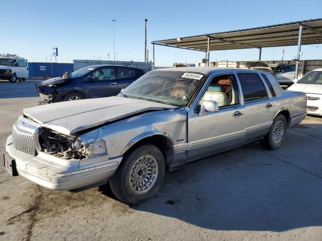 1LNLM81W3VY669872 - 1997 LINCOLN TOWN CAR EXECUTIVE Silber Foto 1