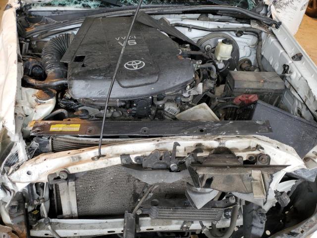 3TMJU4GN0FM176957 - 2015 TOYOTA TACOMA DOUBLE CAB PRERUNNER WHITE photo 11