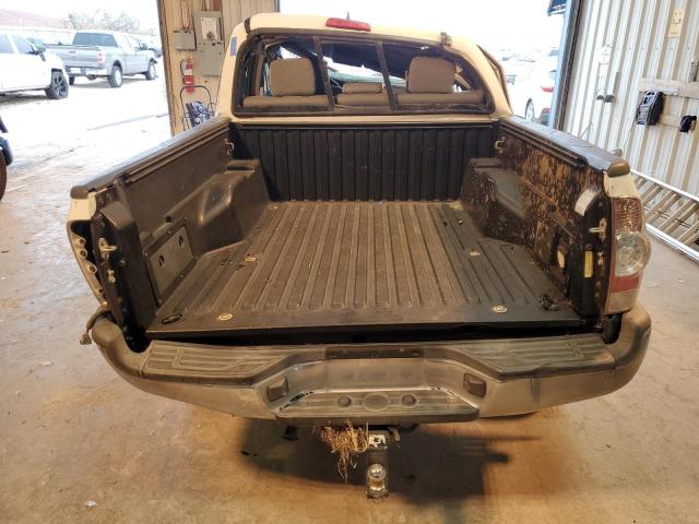 3TMJU4GN0FM176957 - 2015 TOYOTA TACOMA DOUBLE CAB PRERUNNER WHITE photo 6
