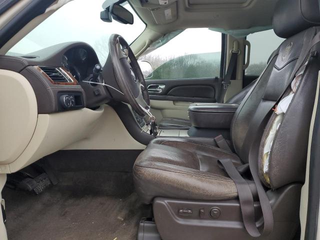 1GYS3KEF1CR285312 - 2012 CADILLAC ESCALADE ESV PLATINUM Ақ фото 7
