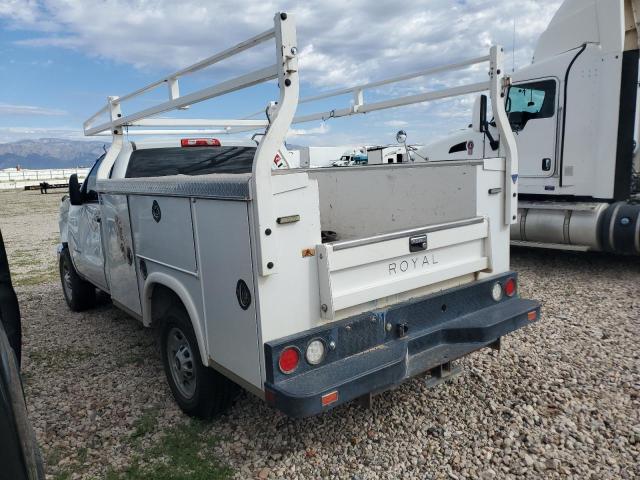 1GB0KUEG3JZ343202 - 2018 CHEVROLET SILVERADO K2500 HEAVY DUTY WHITE photo 2