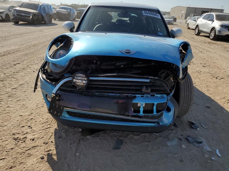 WMWXU1C51J2F79229 - 2018 MINI COOPER BLUE photo 5