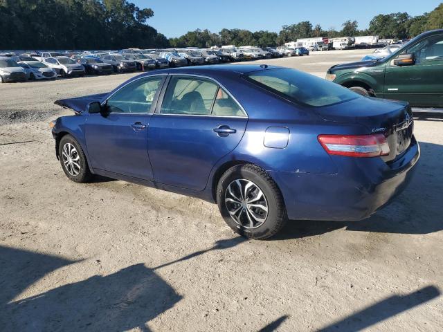4T1BF3EK4BU612079 - 2011 TOYOTA CAMRY BASE BLUE photo 2