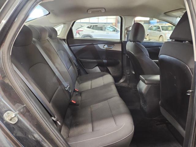 3KPF24AD3KE098951 - 2019 KIA FORTE FE ნაცრისფერი ფოტო 10