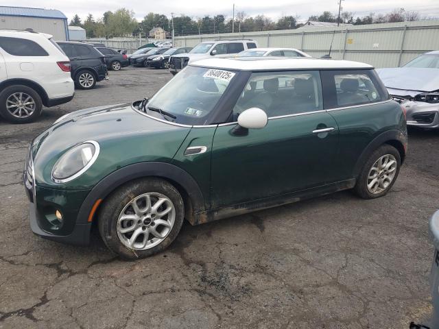 2019 MINI COOPER, 
