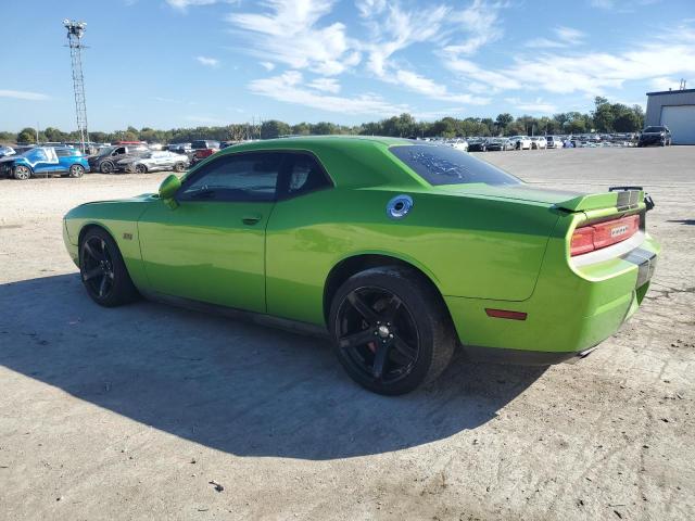 2B3CJ7DJ8BH596268 - 2011 DODGE CHALLENGER SRT-8 მწვანე ფოტო 2