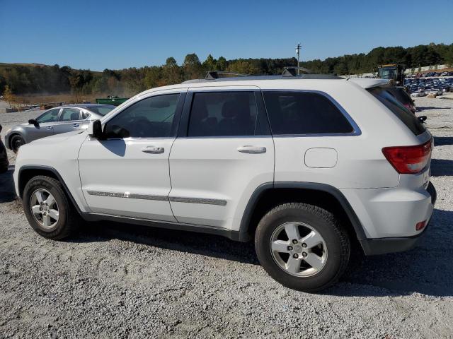 1C4RJFAG3DC513203 - 2013 JEEP GRAND CHER LAREDO WHITE photo 2