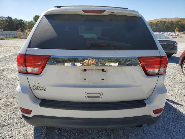 1C4RJFAG3DC513203 - 2013 JEEP GRAND CHER LAREDO WHITE photo 6