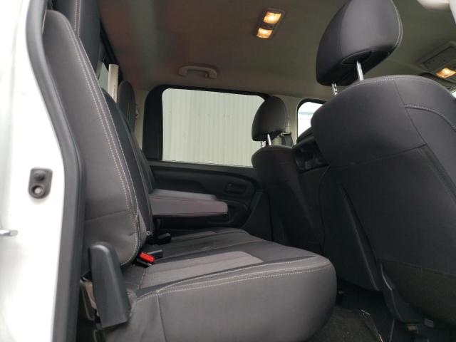 1N6AA1EC1NN106975 - 2022 NISSAN TITAN S WHITE photo 10