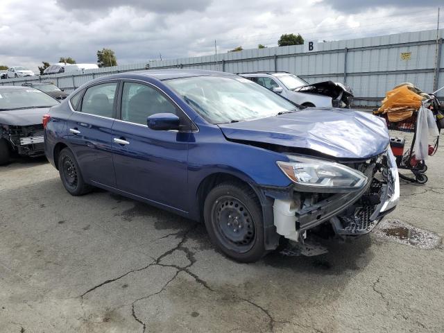 3N1AB7AP5JY332139 - 2018 NISSAN SENTRA S BLUE photo 4