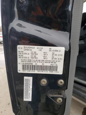 1J4GL38K95W684882 - 2005 JEEP LIBERTY RENEGADE 黑色 照片 13