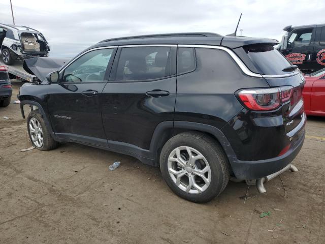3C4NJDBN6RT109582 - 2024 JEEP COMPASS LATITUDE Schwarz Foto 2