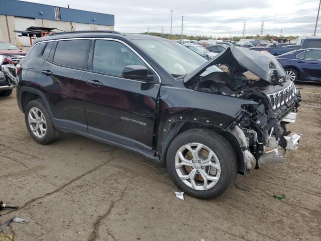 3C4NJDBN6RT109582 - 2024 JEEP COMPASS LATITUDE Schwarz Foto 4