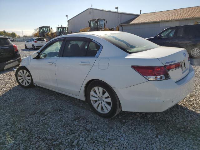 1HGCP2F77CA026412 - 2012 HONDA ACCORD EX WHITE photo 2