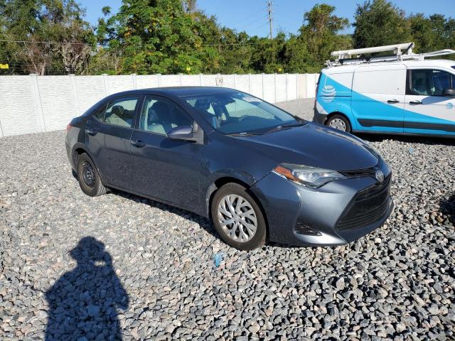 5YFBURHE5HP705847 - 2017 TOYOTA COROLLA L GRAY photo 4