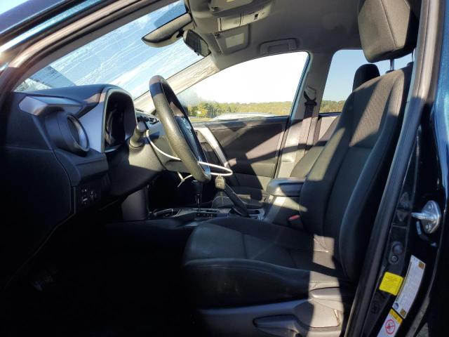 JTMZFREV5JJ744199 - 2018 TOYOTA RAV4 LE GREEN photo 7