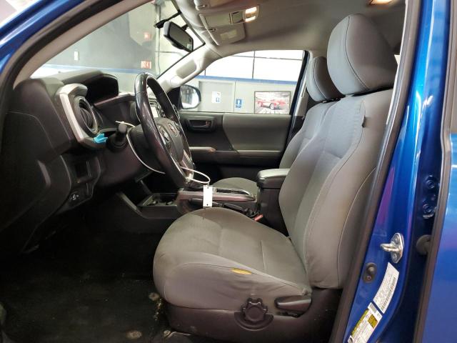 3TMCZ5AN5HM087669 - 2017 TOYT TACOMA DOUBLE CAB BLUE photo 7