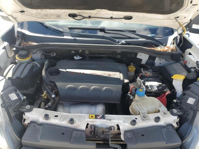 ZFBERFAT0F6A60010 - 2015 RAM PROMASTER أبيض صورة 11