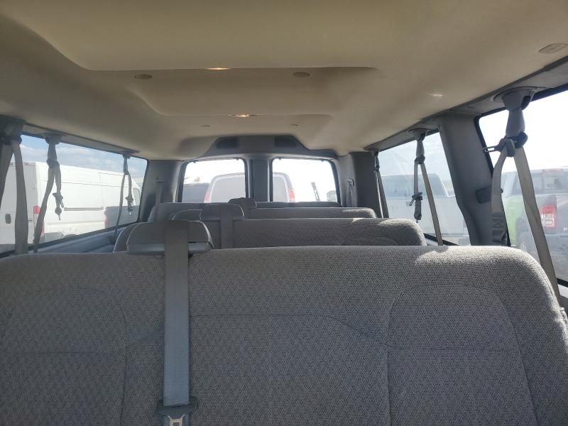 1GAZGPFG8G1171950 - 2016 CHEVROLET EXPRESS G3 LT 白色 照片 10