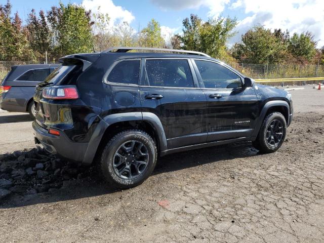1C4PJMBN6KD470704 - 2019 JEEP CHEROKEE TRAILHAWK BLACK photo 3