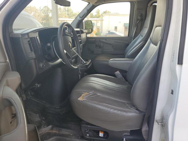 1GCWGFBA6B1122891 - 2011 CHEVROLET EXPRESS G2 WHITE photo 7