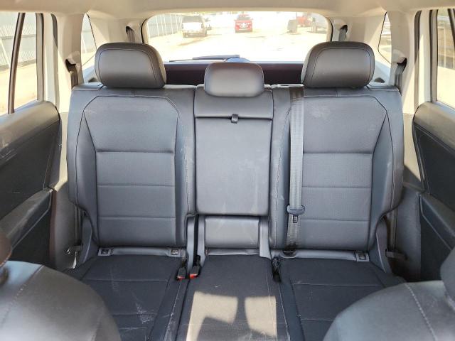 3VV3B7AX0JM078421 - 2018 VOLKSWAGEN TIGUAN SE თეთრი ფოტო 10