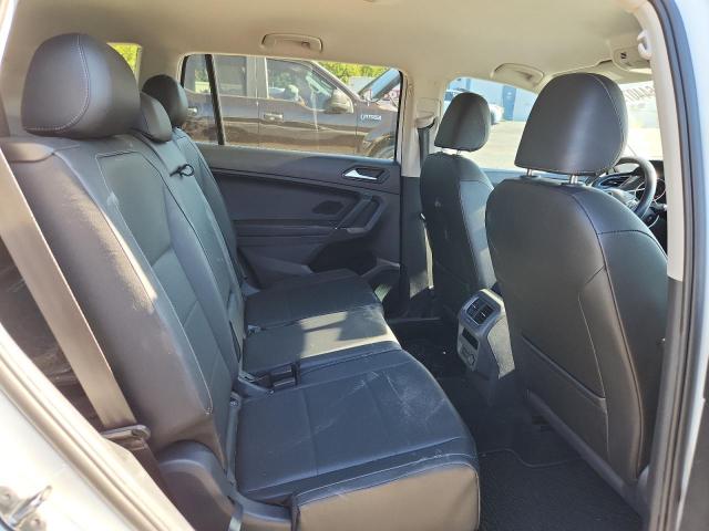 3VV3B7AX0JM078421 - 2018 VOLKSWAGEN TIGUAN SE თეთრი ფოტო 11