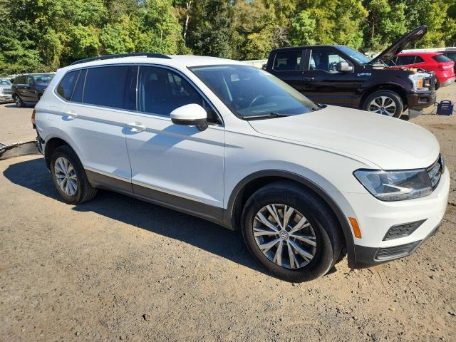 3VV3B7AX0JM078421 - 2018 VOLKSWAGEN TIGUAN SE თეთრი ფოტო 4