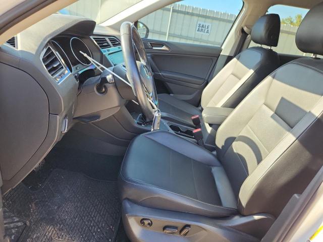 3VV3B7AX0JM078421 - 2018 VOLKSWAGEN TIGUAN SE თეთრი ფოტო 7