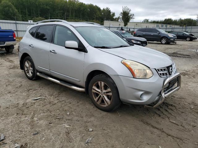 JN8AS5MV0CW351319 - 2012 NISSAN ROGUE S SILVER photo 4