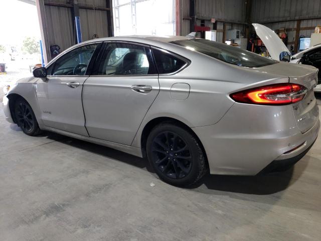 3FA6P0MU3KR139602 - 2019 FORD FUSION SEL Сріблястий фото 2