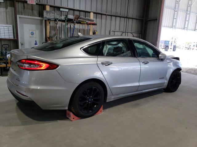 3FA6P0MU3KR139602 - 2019 FORD FUSION SEL Сріблястий фото 3