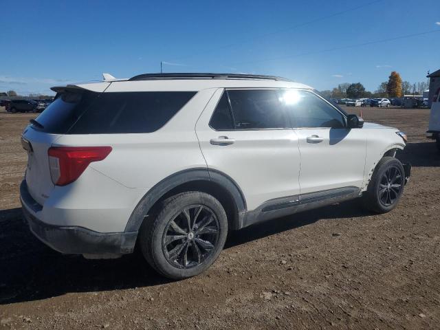 1FMSK8DH4MGA69090 - 2021 FORD EXPLORER XLT WHITE photo 3