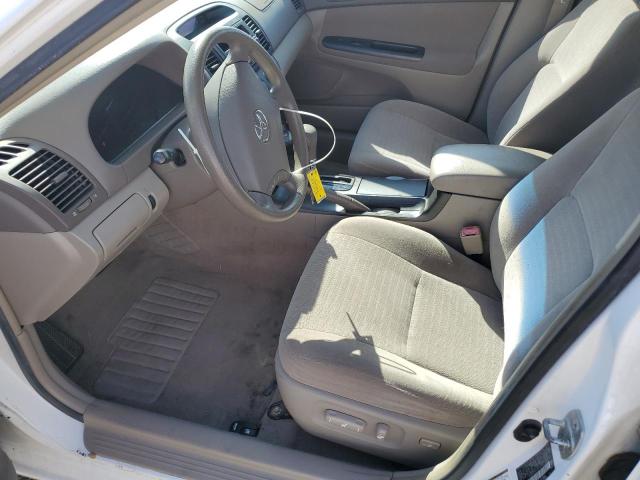 JTDBE32K263050495 - 2006 TOYOTA CAMRY LE Weiß Foto 7