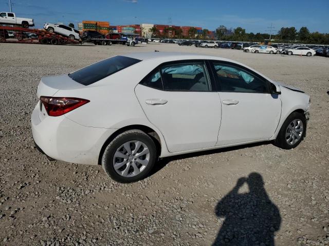 5YFBURHE7JP773783 - 2018 TOYOTA COROLLA L WHITE photo 3