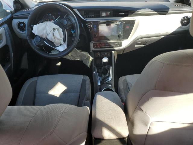 5YFBURHE7JP773783 - 2018 TOYOTA COROLLA L WHITE photo 8