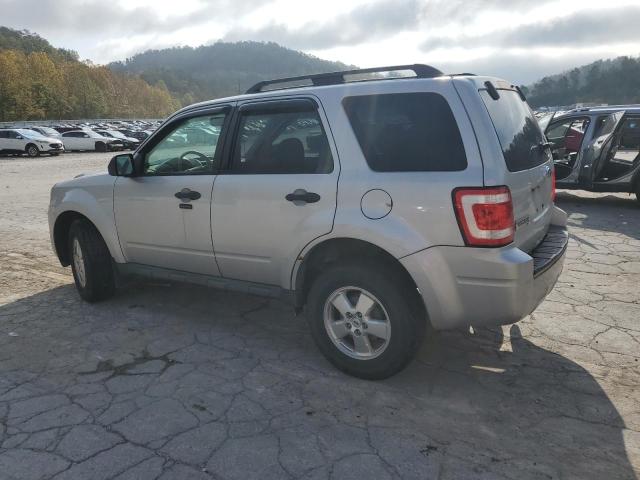 1FMCU03719KB94268 - 2009 FORD ESCAPE XLT SILVER photo 2