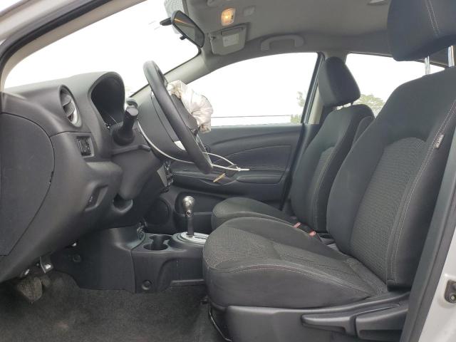 3N1CN7AP4KL877229 - 2019 NISSAN VERSA S Gümüş foto 7