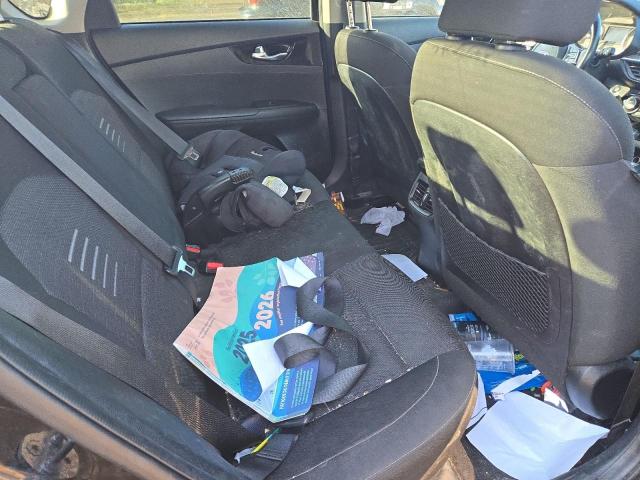 3KPF54AD7LE239383 - 2020 KIA FORTE EX BLACK photo 10