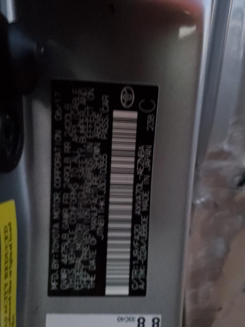 JTNB11HK1J3010355 - 2018 TOYOTA CAMRY L SILVER photo 13