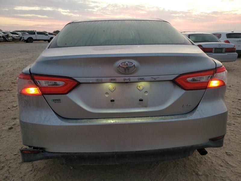 JTNB11HK1J3010355 - 2018 TOYOTA CAMRY L SILVER photo 6
