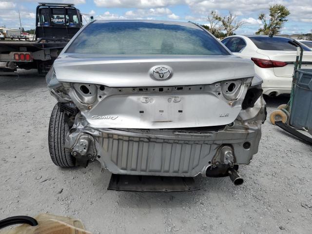 4T1BF1FK7FU941562 - 2015 TOYOTA CAMRY LE SILVER photo 6