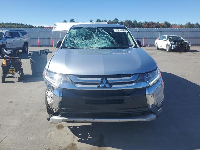 JA4AZ3A30HZ062116 - 2017 MITSUBISHI OUTLANDER SE 银色 照片 5