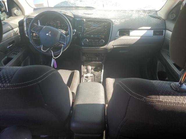 JA4AZ3A30HZ062116 - 2017 MITSUBISHI OUTLANDER SE 银色 照片 8