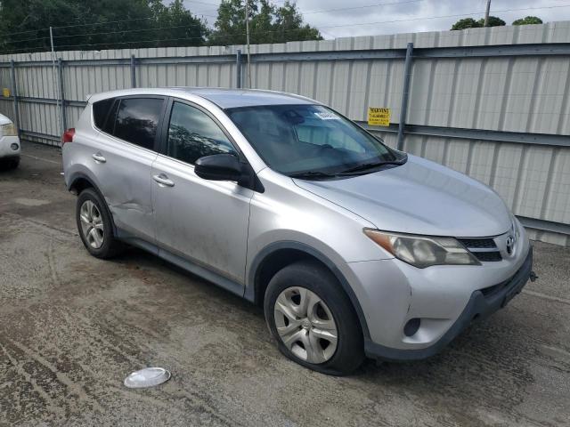 2T3ZFREV9FW141328 - 2015 TOYOTA RAV4 LE SILVER photo 4