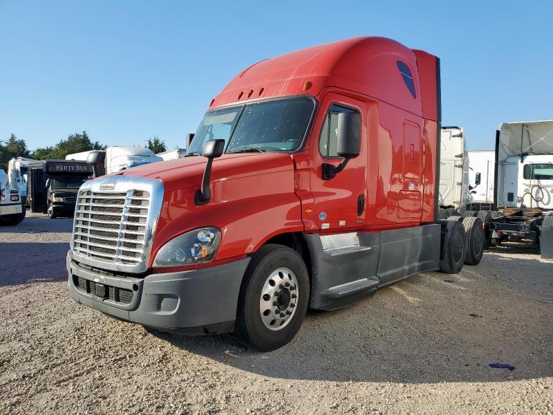 1FUJGLDR5JLJK5174 - 2018 FREIGHTLINER CASCADIA 1 RED photo 2