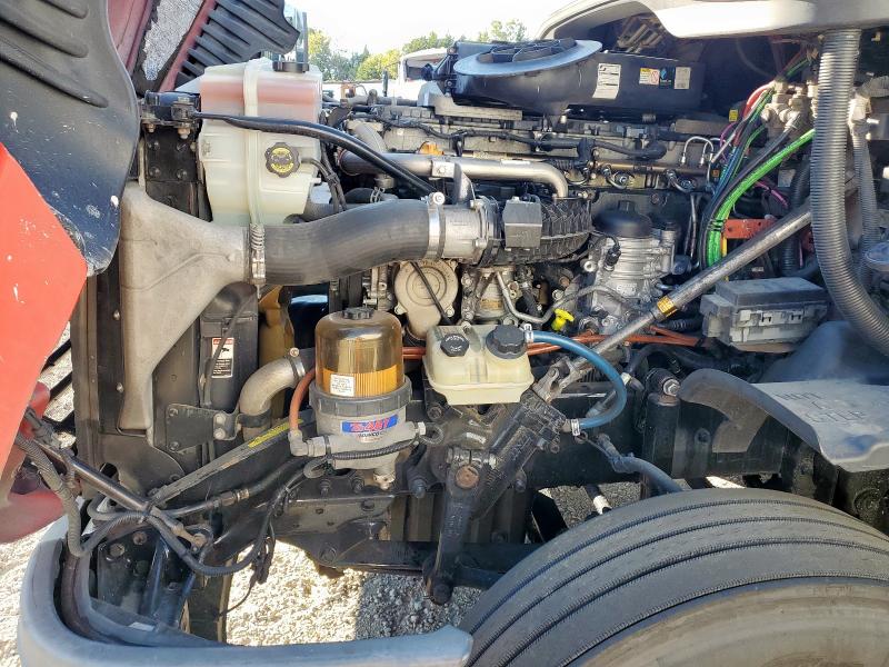 1FUJGLDR5JLJK5174 - 2018 FREIGHTLINER CASCADIA 1 RED photo 7