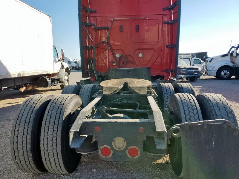 1FUJGLDR5JLJK5174 - 2018 FREIGHTLINER CASCADIA 1 RED photo 9