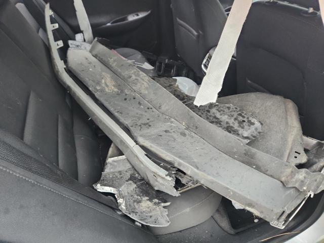 1G1ZD5ST2JF285596 - 2018 CHEVROLET MALIBU LT SILVER photo 12