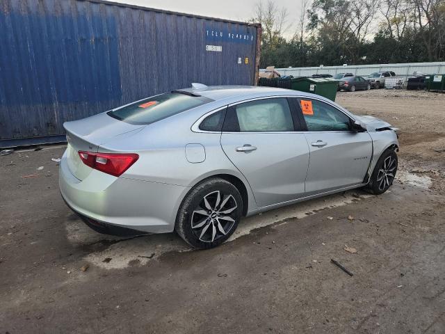 1G1ZD5ST2JF285596 - 2018 CHEVROLET MALIBU LT SILVER photo 3